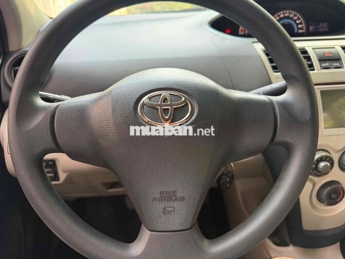 Toyota Vios E Số sàn Bạc