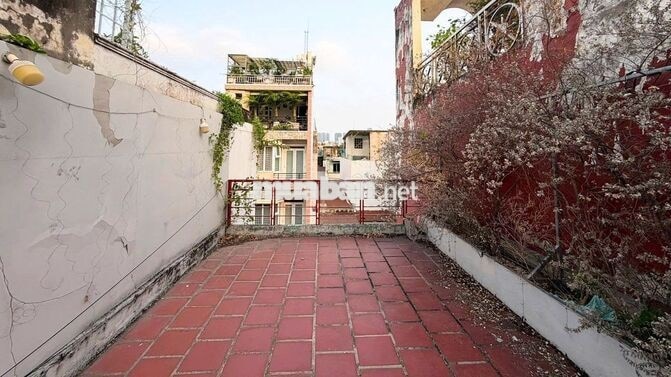 CHO THUÊ NHÀ HXH CÔ GIANG, QPN – DÀI 25M, 6 PHÒNG, ST, 30TR