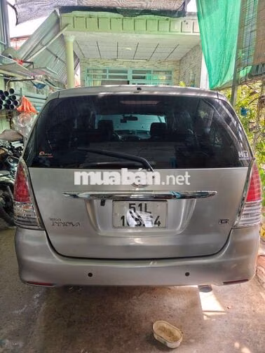 Toyota Innova 2011 7 chỗ Bạc