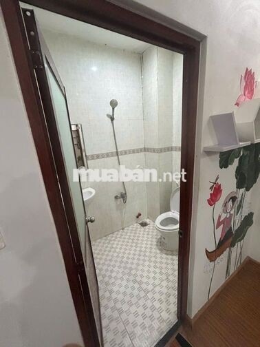 CHO THUÊ PHÒNG TRỆT SIÊU RỘNG 30M2 MÁY LẠNH BẾP RỘNG RÃI