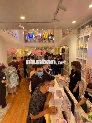 NHÀ MỚI, ĐẸP, MẶT TIỀN 138 BIS NGUYỄN THỊ MINH KHAI QUẬN 1