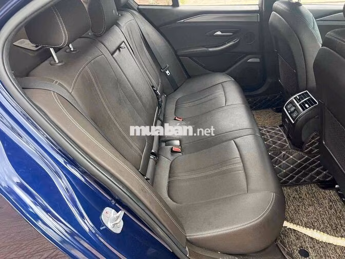 Vinfast Lux A 2022 Base Xanh 36000 km