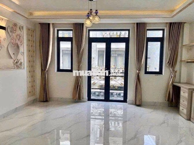 Cho thuê nhà MT 86A Ngô Quyền, Phường 14, Quận 10 