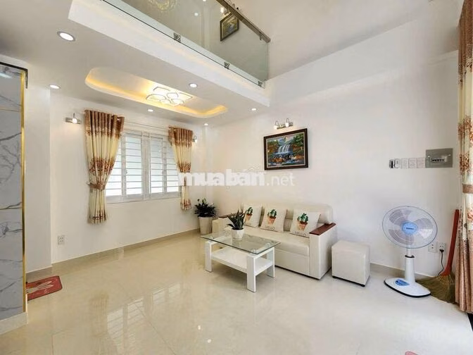 Cho thuê nhà mới 3 PN Chu Văn An giá chỉ 18tr