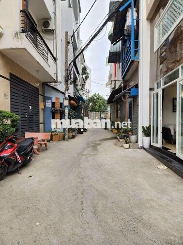 Cho thuê nhà mới 3 PN Chu Văn An giá chỉ 18tr