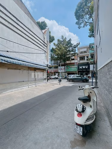 🔥 NGUYỄN TRÃI Q5 – NHÀ 4 TẦNG – SÁT XE HƠI – GIÁ 5,69 TỶ | HH 100 TRI