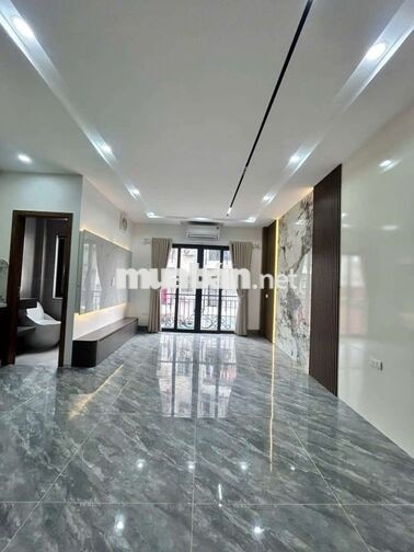 Cho thuê nhà mới 55m² – 6 tầng thang máy – Khâm Thiên