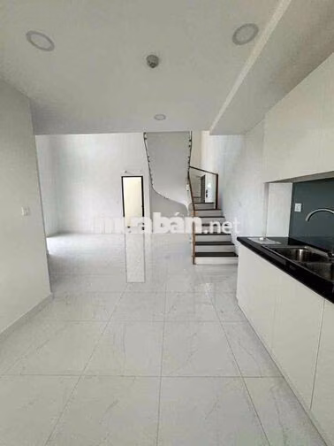 Duplex Pegasuite 2 – 98m² 3PN 2WC – Nhà Trống – 14Tr – Ở Ngay