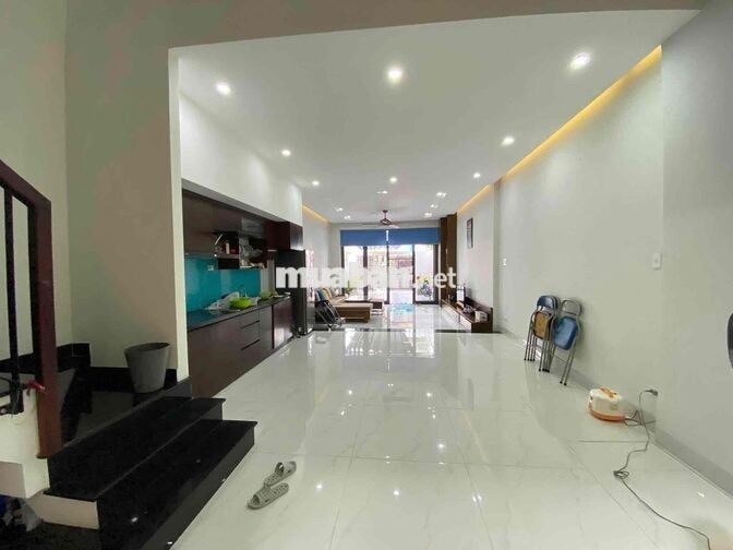 NHÀ 3 TẦNG GỒM 6 PHÒNG NGỦ FULL NỘI THẤT