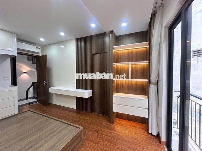 Cho thuê nhà mới 55m² – 6 tầng thang máy – Khâm Thiên