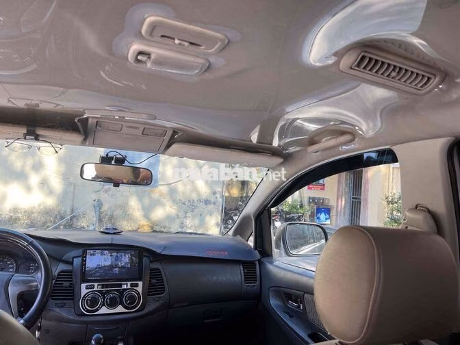 Toyota Innova 2013 Bạc 13 vạn