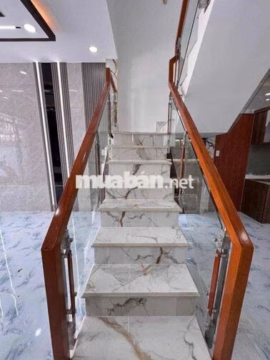 nhà chính chủ 2 lầu có sân thượng tân kim QL50 giá rẻ hoàn công shr