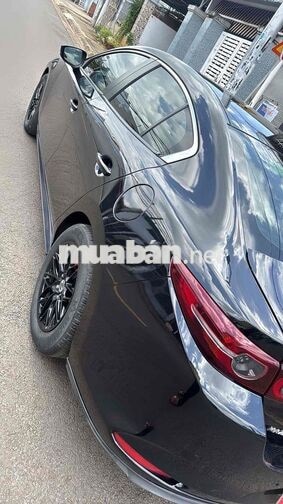 Mazda 3 2022 1.5L Premium - 72000 km