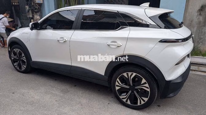 VinFast VF6 Plus 2025 Trắng 4 vạn