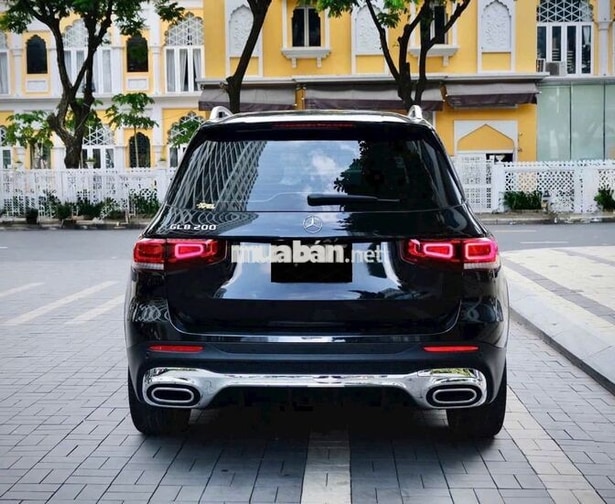 Mercedes GLB 200 AMG model 2022 Đen siêu lướt