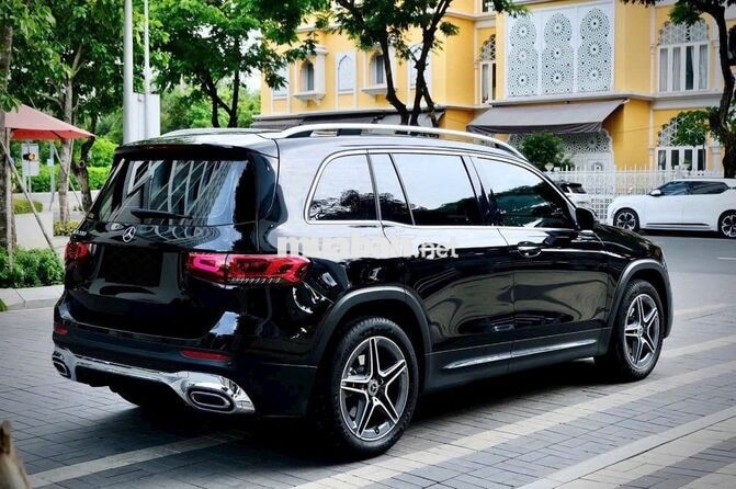 Mercedes GLB 200 AMG model 2022 Đen siêu lướt