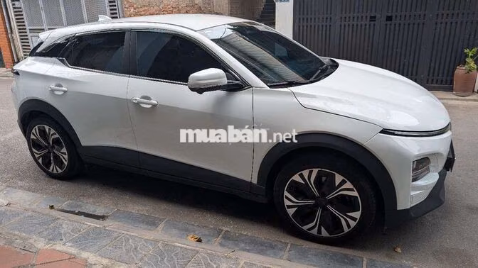 VinFast VF6 Plus 2025 Trắng 4 vạn