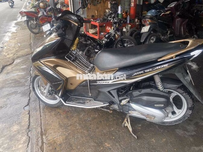 Honda Airblade 125cc 2014 Đen, Vàng đồng