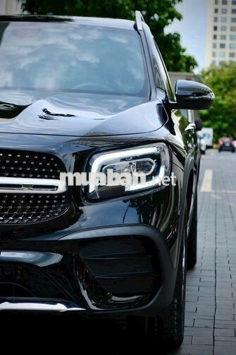 Mercedes GLB 200 AMG model 2022 Đen siêu lướt