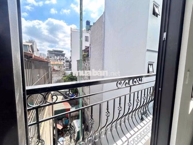 KHAI TRƯƠNG CĂN HỘ FULL ĐỒ - FPT ĐI BỘ 500m - BAN CÔNG THOÁNG