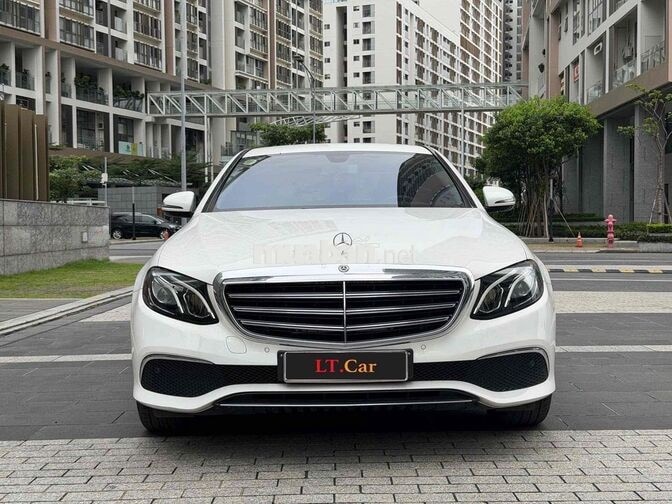 Mercedes-Benz E200 2019 Trắng 43.000 miles