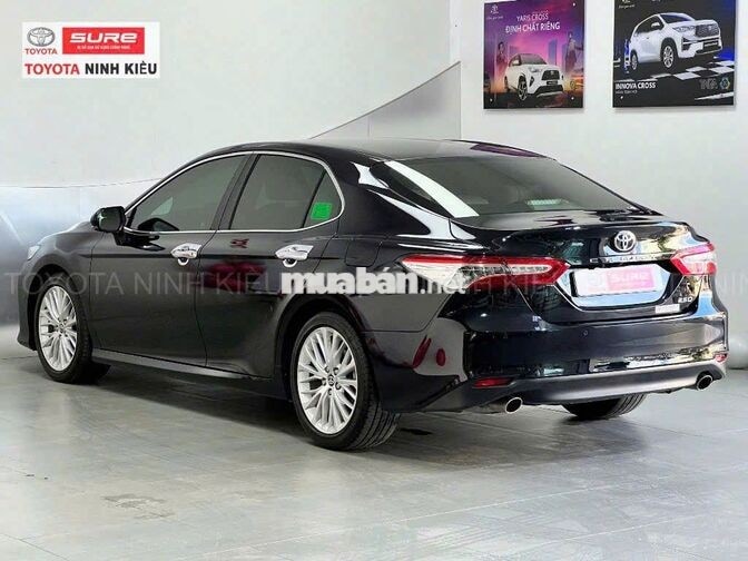 Toyota Camry 2.5Q 2019 Thái Lan Đen