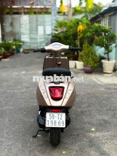Piaggio Vespa Sprint 2018 Vàng Tự động