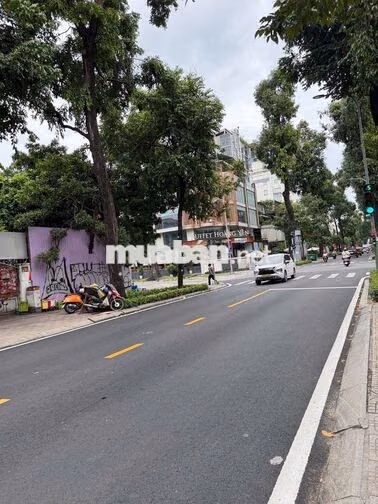 Cần cho thuê nhà MT Phùng Khắc Khoan-Nguyễn Văn Thủ, Ngang 9m,4 tầng