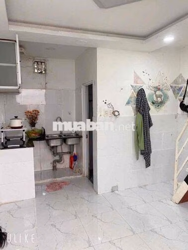 cần cho thuê nhà nhỏ nguyên căn