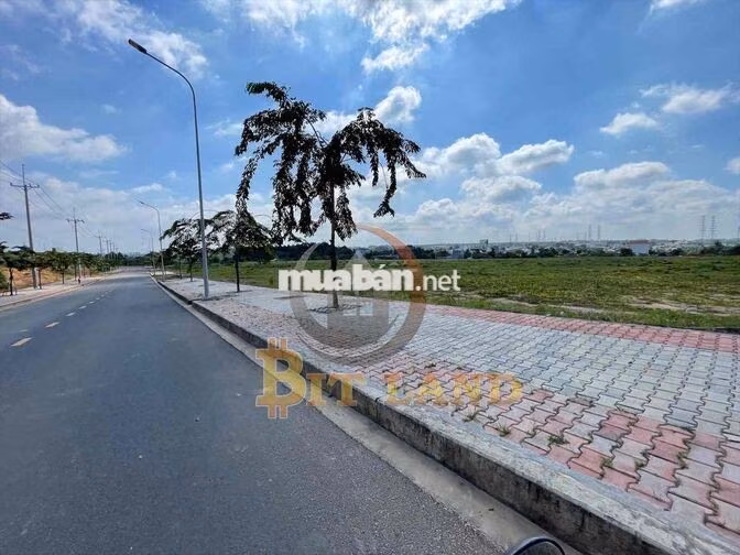 Bán đất 3,5hecta KCN Long Thành , vị trí đẹp, giá rẻ