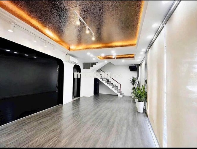 MT NGUYỄN VĂN CỪ -15M–GIỮA TRẦN HƯNG ĐẠO & NGUYỄN TRÃI, Q1 CŨ-CHO THUÊ