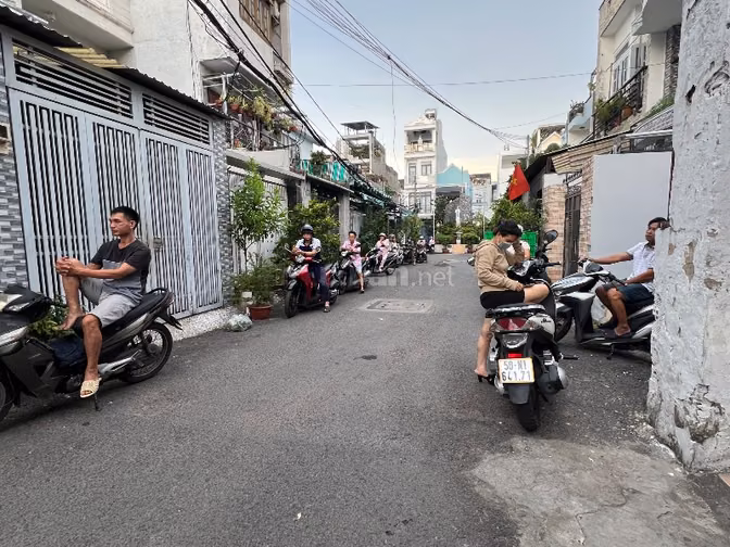 ✨Nhà 1 lầu DT:4x26m, hẻm xe hơi 6m sát Mặt tiền Lê Đức Thọ, P15