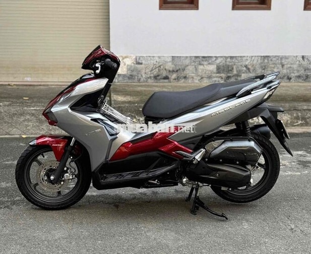 Honda Air Blade 125 2024 4val Đỏ bạc đen bstp