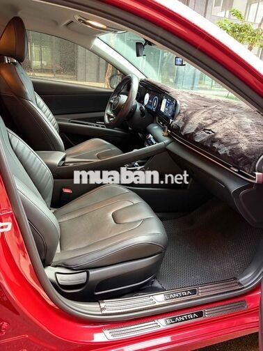 Hyundai Elantra 2024 Đỏ 11000 km