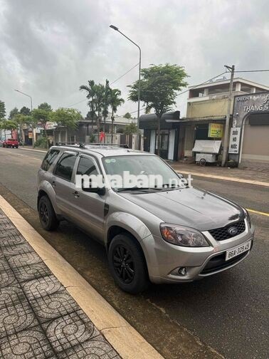 Ford Escape 2012 Tự động Bạc 5 chỗ