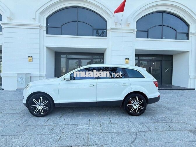 Audi Q7 2009 Trắng 7 chỗ Đức 91.000 km