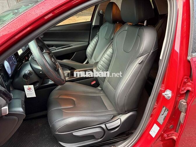 Hyundai Elantra 2024 Đỏ 11000 km