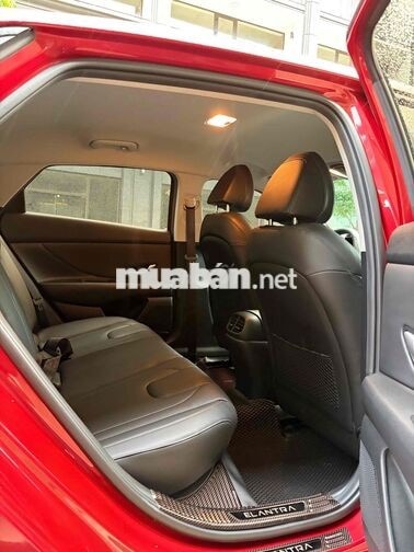 Hyundai Elantra 2024 Đỏ 11000 km