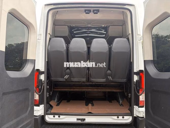 Ford Transit Premium 2024 màu trắng - 57000km