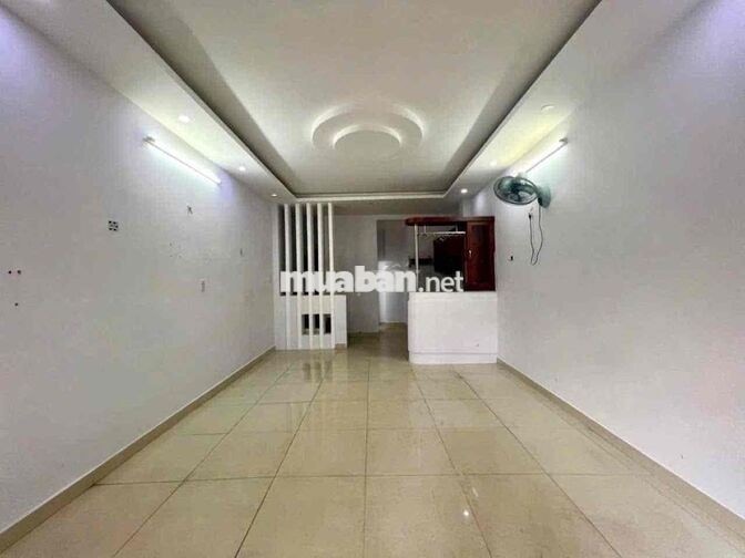 cho thuê nhà 1/ quang trung gv 2pn 3wc 11,5tr