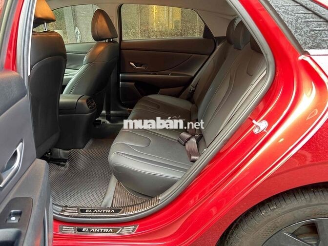 Hyundai Elantra 2024 Đỏ 11000 km