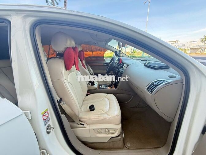 Audi Q7 2009 Trắng 7 chỗ Đức 91.000 km