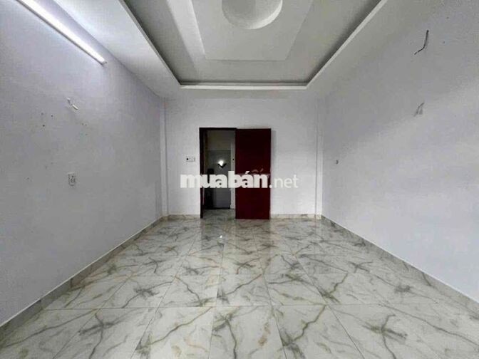 cho thuê nhà 1/ quang trung gv 2pn 3wc 11,5tr