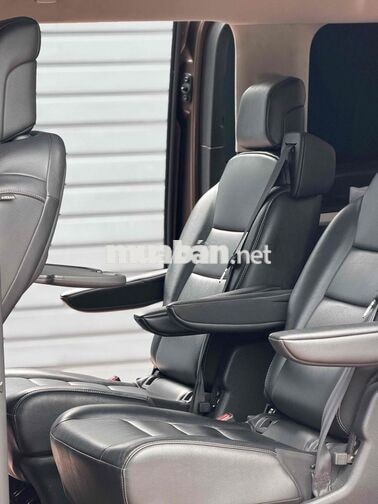 Peugeot Traveller Luxury 2019 Nâu