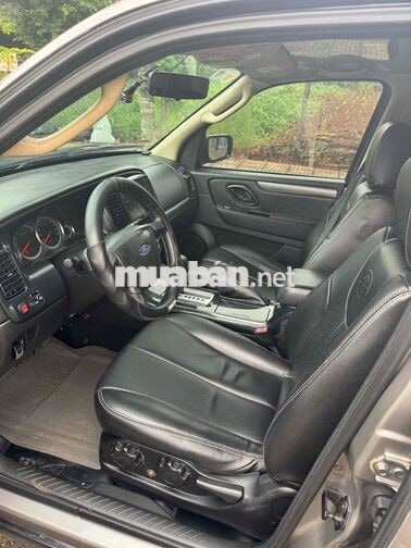 Ford Escape 2012 Tự động Bạc 5 chỗ