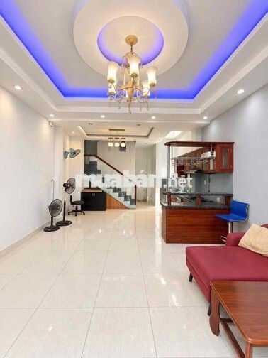 Cho thuê nguyên căn nhà mới XVNT 40m2, 3 tầng, 2pn siêu rộng, giá 12tr