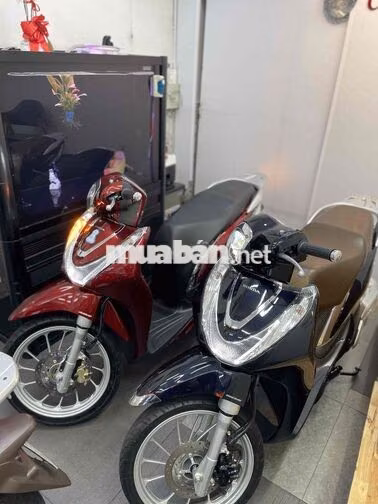 Honda SH Mode Bạc