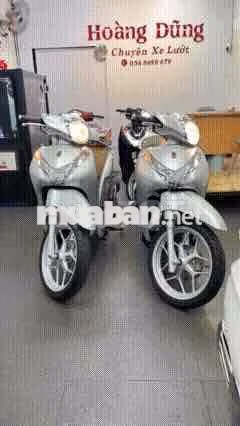 Honda SH Mode Bạc