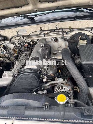 Ford Ranger XLT 2004 Số sàn Trắng