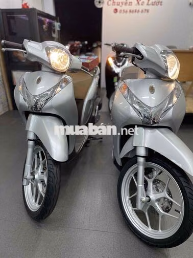 Honda SH Mode Bạc